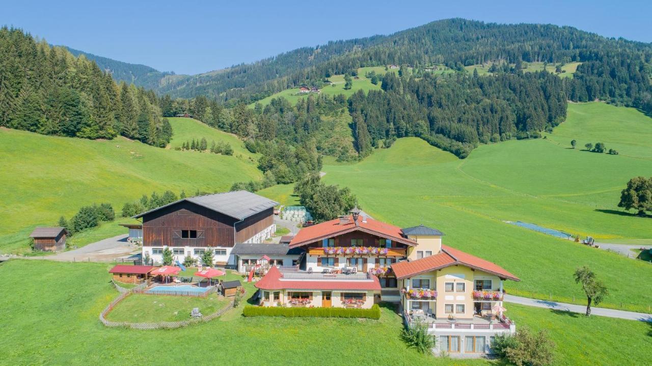 Landhotel Hinteraigengut Flachau Exterior photo